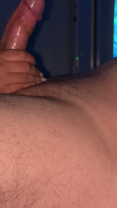 MASSAGE TEACHER SMOOTHED MY COCK WITH OIL | Clip 1