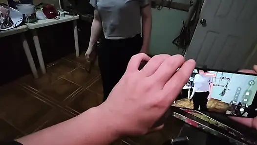 Kuzenim Sikişmek Istediği Için Çalışırken Görünemiyor.