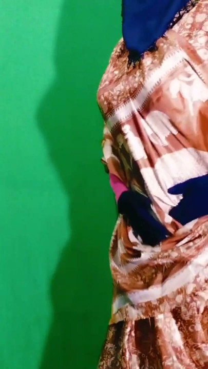 Sex with friend's wife wearing a very beautiful and sexy saree | Clip 1