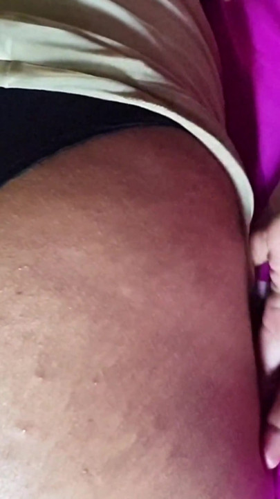Así pues, chica caliente follada duro en perrito y misionero | Clip 1