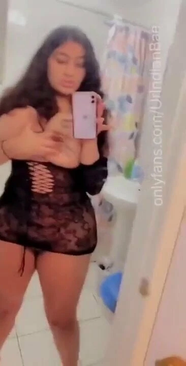 Cute tits girl