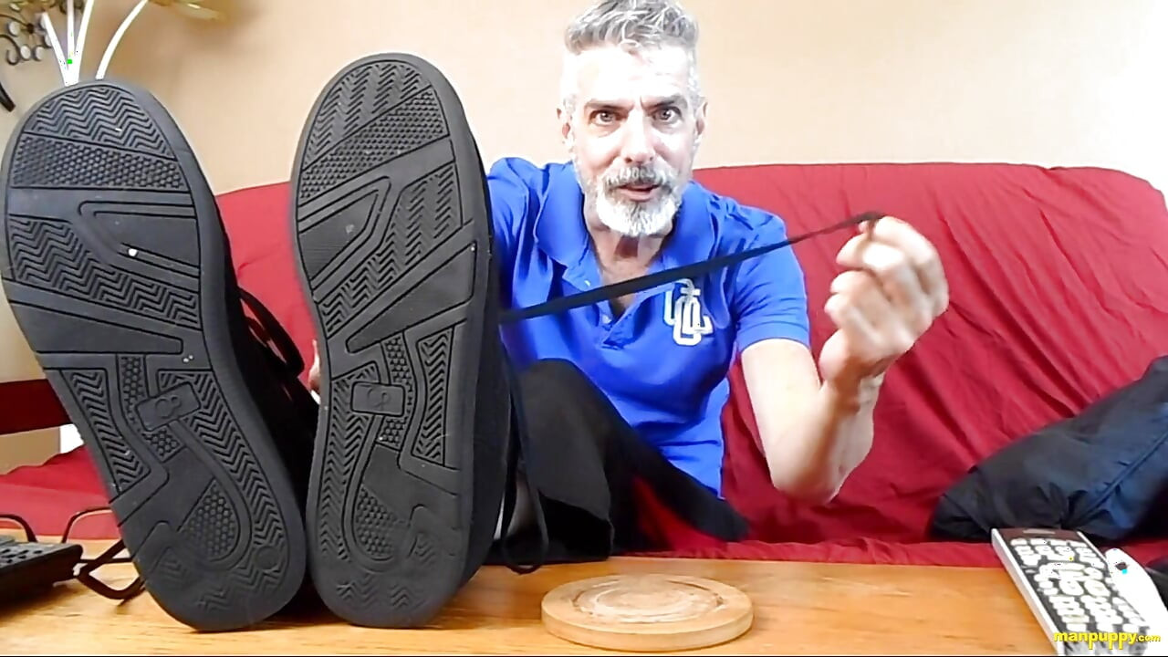 Sock Smelling Foot Massage - Daddy Giant 4