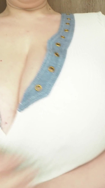 I Cut My Top with Scissors so That My Boobs Come Out