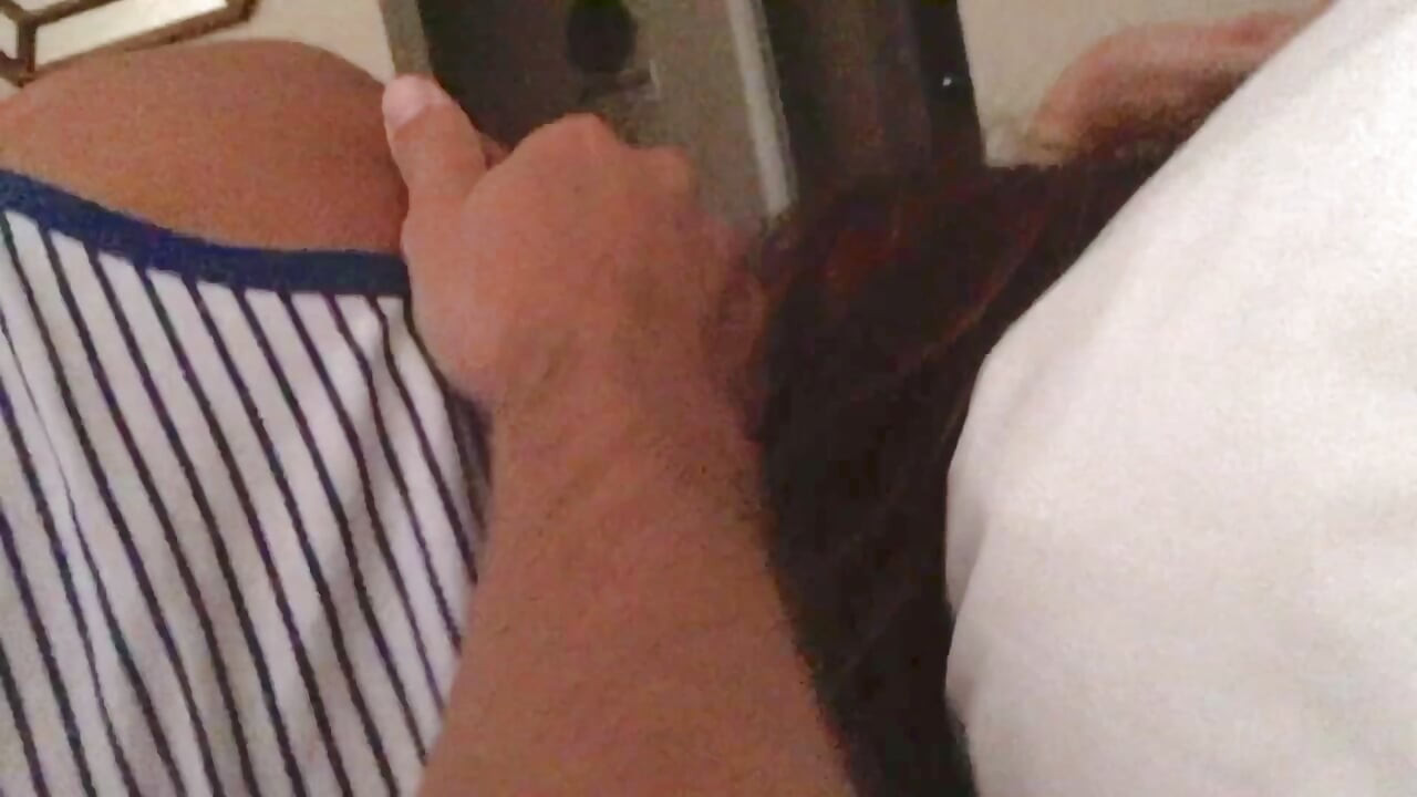 Baise par derrière au réveil