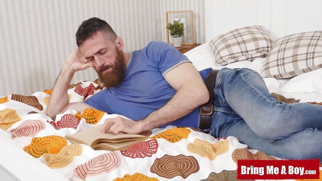 Bringmeaboy kıyafetlerini bırak