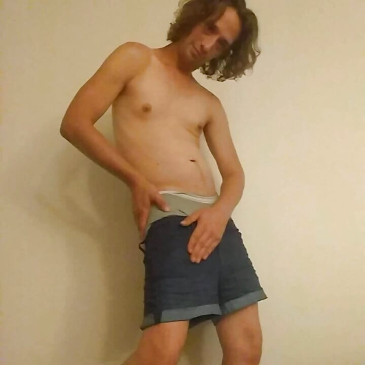 Nude Self-posing 2