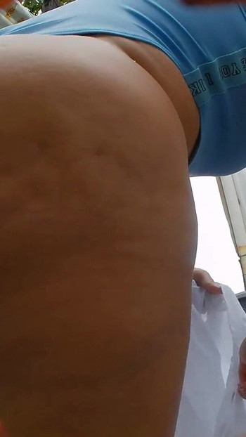 Trenutak koji morate vidjeti iz "SNIMLJENO U VANJSKOJ KABINI RAZGOVARAJUĆI NA MOBITELU"