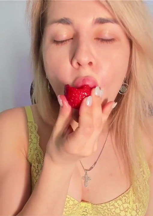 Eating Strawberries