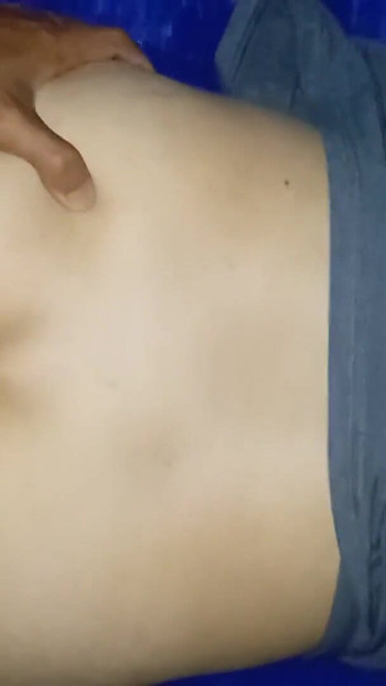 Jebanje guzice azijske zvijezde | Isječak 1