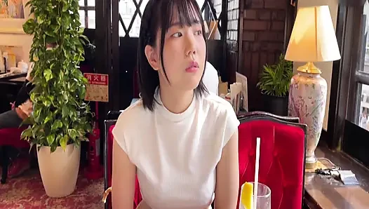A087G06 A bright, energetic, naturally busty, and perfectly hairless girl with an idol-like face and a perfectly healthy figure has hooked-up sex at a love hotel!