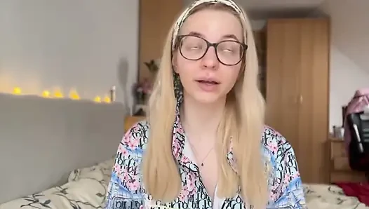 Paypig Living on $30 a Month After I Rinsed Him Dry