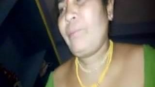 Desi mature aunty