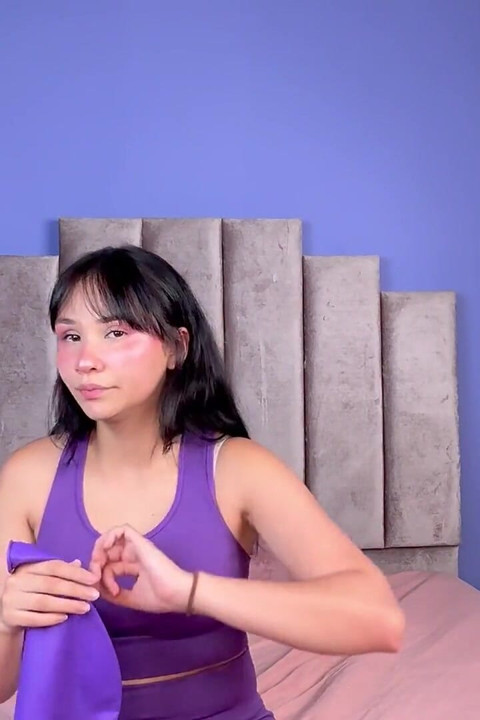 我的屁股大战巨大的金球