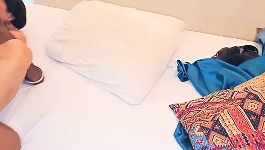 Hintli ateşli orta yaşlı seksi kadın sert seks