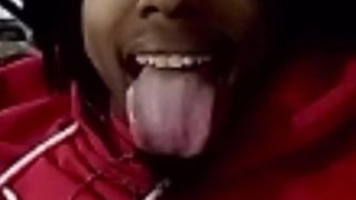 Monquaille, breite Zunge (du wirst verrückt machen)
