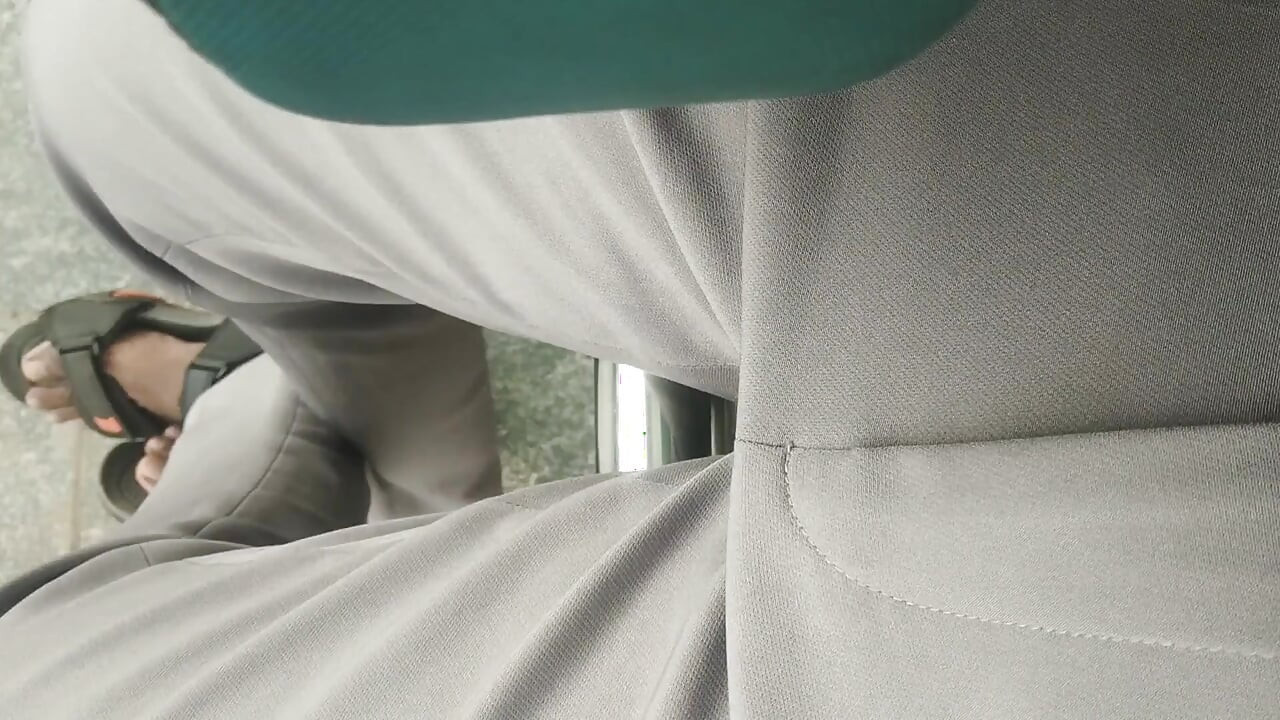 Tamilteninches BBC Show on Bus Stand