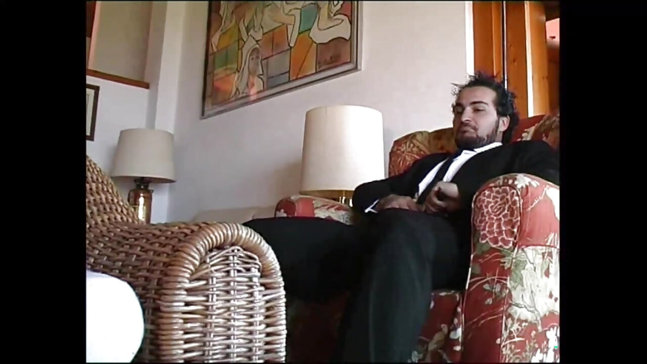 Voli uzeti veliki tvrdi kurac ujutro!