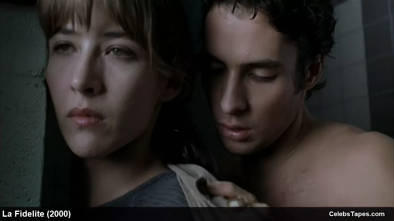 Sophie Marceau frontal nude and wild sex actions