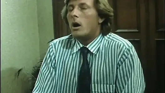 Ateşli Erkek Delisi Marina