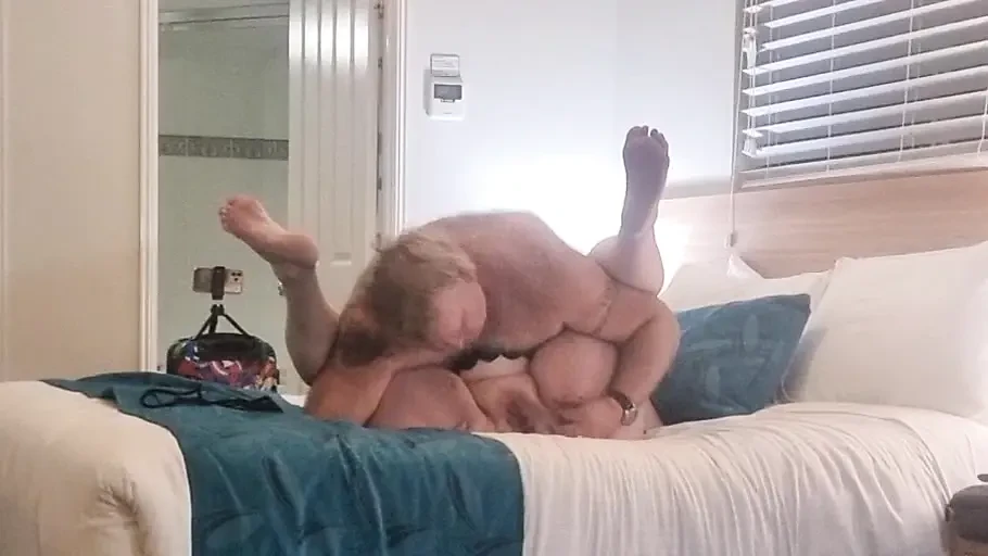 Fucking in a motel is always fun.