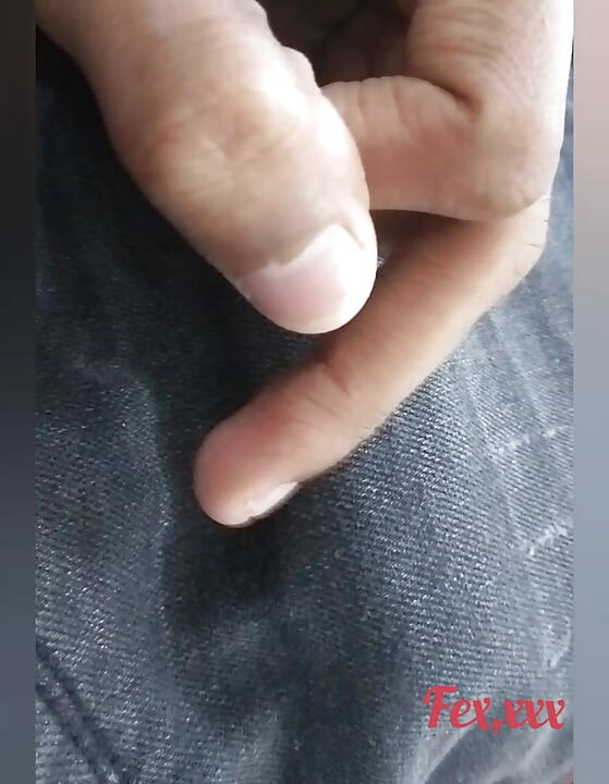 Saya suka Suti Meye seperti awek 18+ tahun yang sangat panas dan seksi