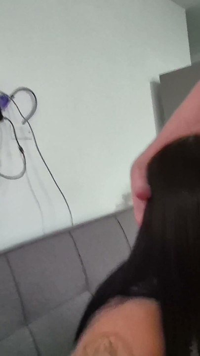 Young Colombian Woman Has Sex Without a Condom for the First Time with a Client