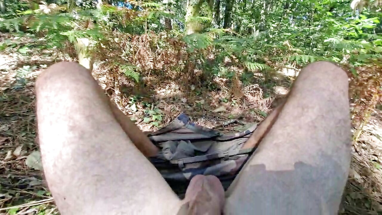 An hour of jerking in the middle of the forest, remi06cam4