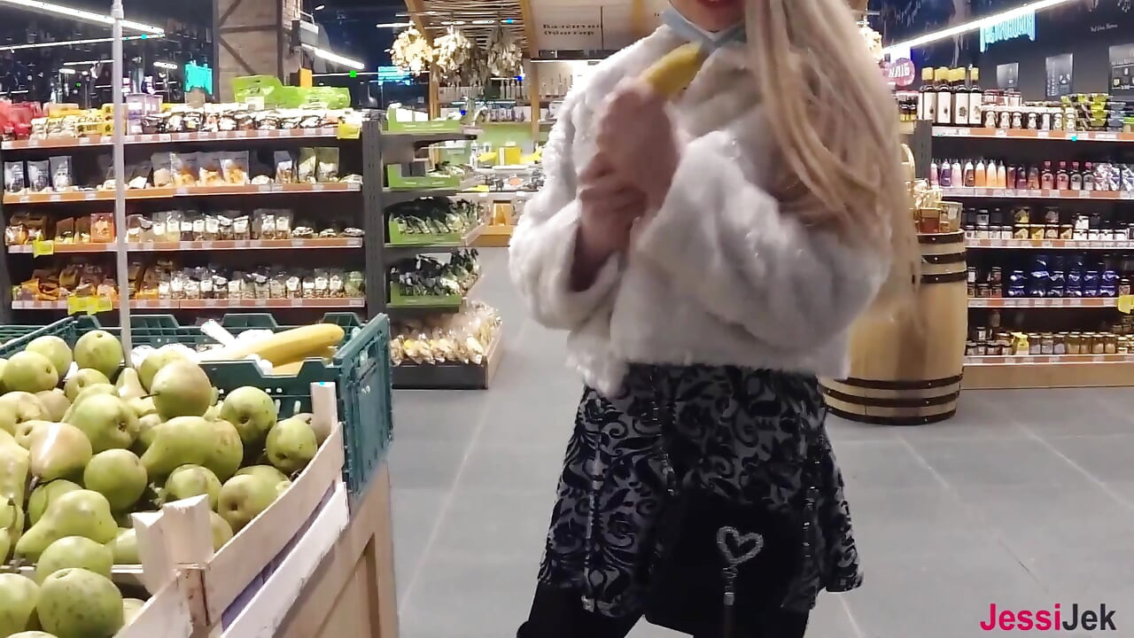Nudist Girl in Shop with Ass Plug Extreme Anal in Shower and Creampie Jessijek
