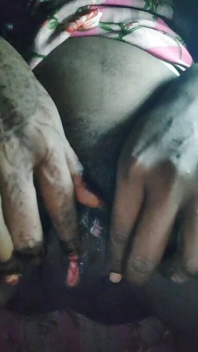 Desi seoska djevojka s uskom pičkom xxx video, desi uska pička prvi put xxx video