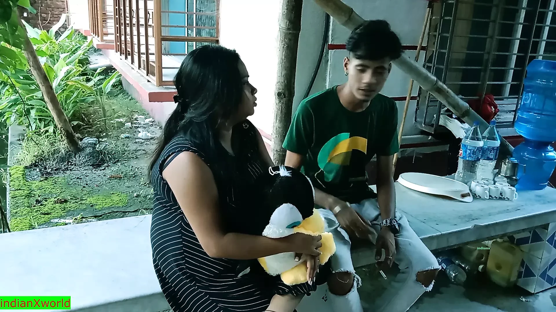 Pelajar panas India berkongkek selepas kelas! Seks teman wanita panas