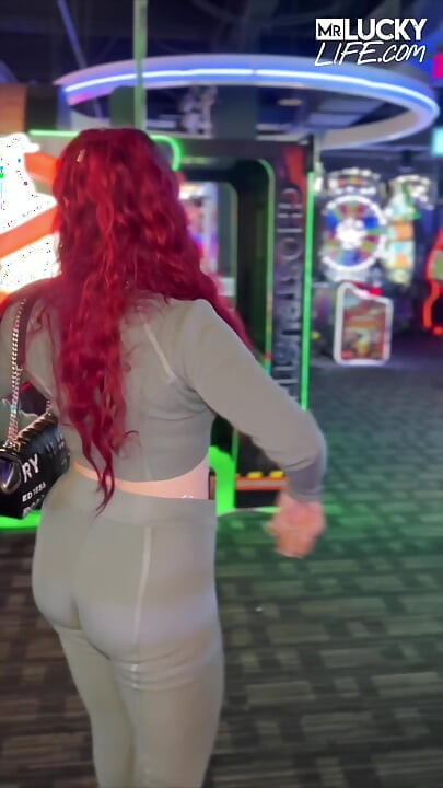 彼女が遊ぶゲーム