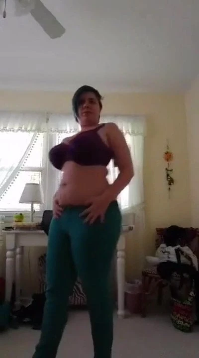 Worthless Fat Lesbian Cunt Michelle Bird Dancing