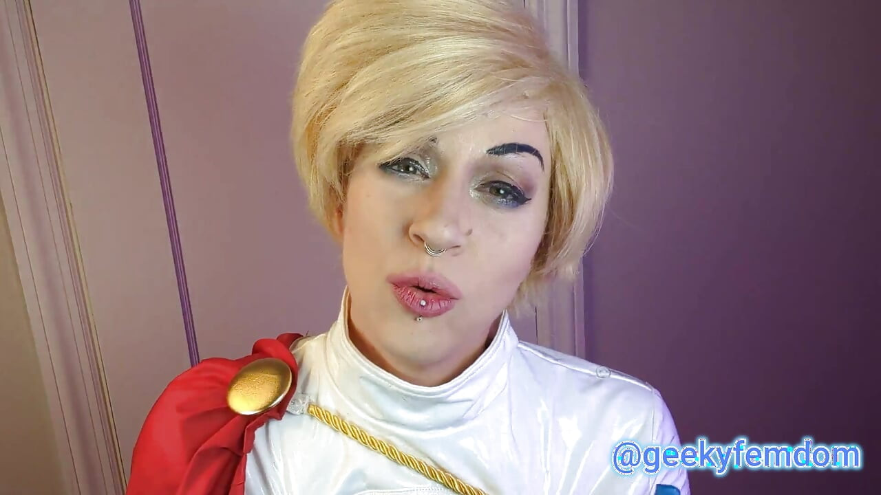 การควบคุมจิตใจหัวนมของ Powegirl Simps