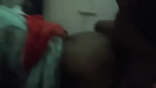 Seks romantis antara kakak ipar dan kakak ipar