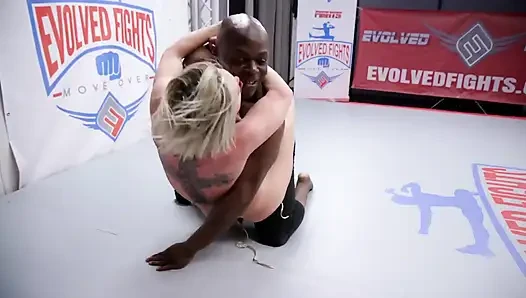 Dee Williams Vs Will Tile Mixed Wrestling
