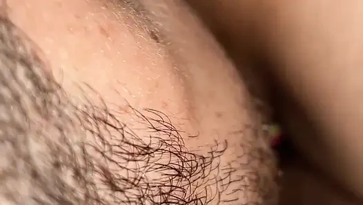 P02 - Yumuşak emmek ve damarlı penisin ağzımda sertleştiğini hissetmek