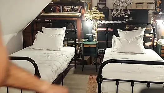 Selena'nın yatak oyunları ve altın yağmuru harcamaları