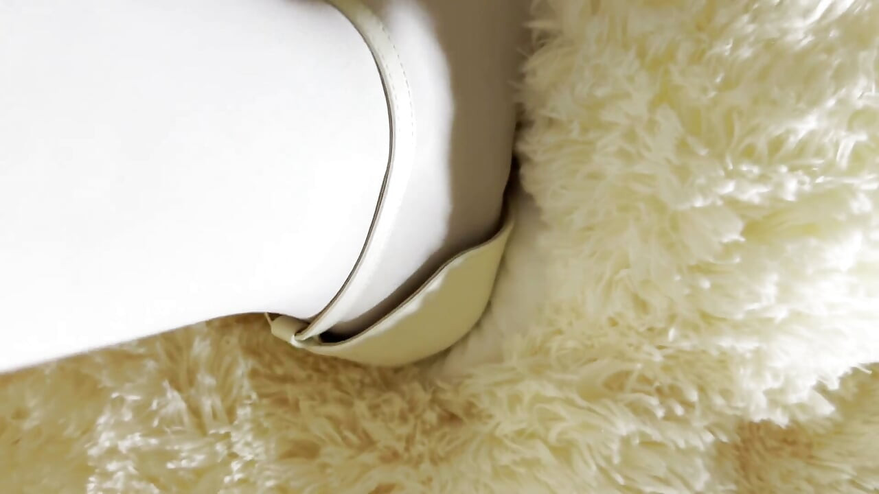 Heels Trample Teddy EP. 1