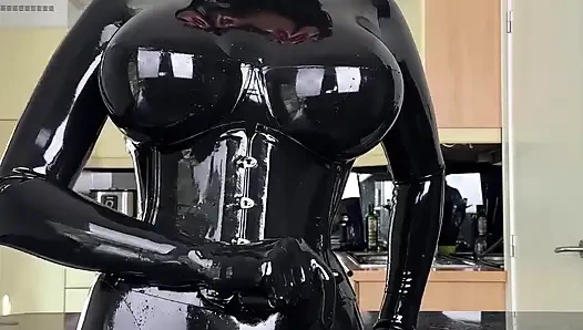 A Regular Day in My Rubber Life