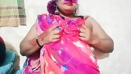 bangladeshi hot gril fingering her pussy creempy.