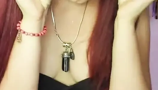 Shyyfxx, deine beste freundin macht deinen schwanz hart mit ihrer brille und tanzt! Rollenspiel p1