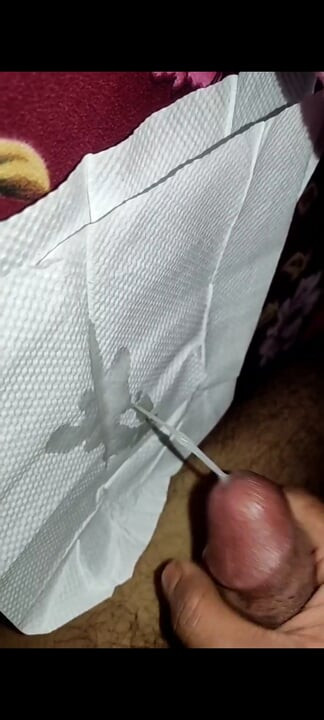 Desi boy masturbation in solo