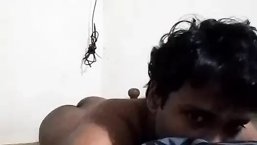 India Young'ın götü