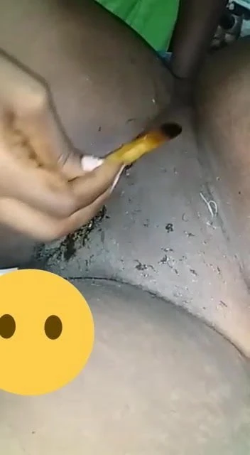 Black Colombian from Cali shaving her black vagina