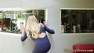 Busty milf enjoys stepdaughters oral skills