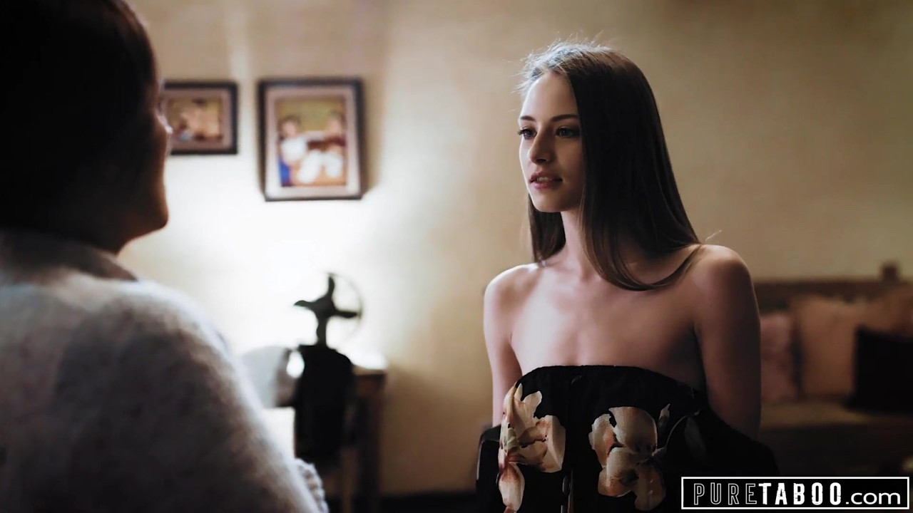 継母と継父と捕まる純粋なタブー、カイラー・クインが参加