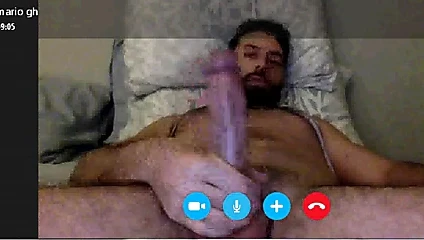 BARD GHODSI (BAR GH IN FACEBOOK) ON CAM MASTURBATING!