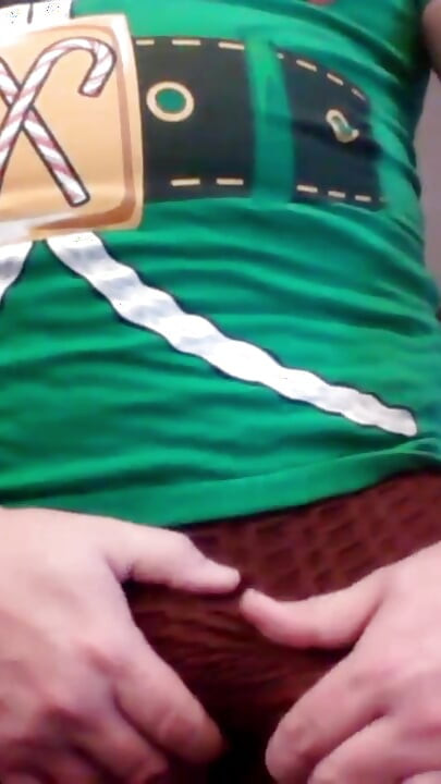 Merry XMas Rockin around The Christmas Tree Elf bulge