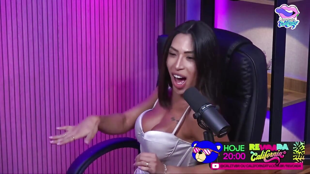 Podcast Revoada - Beatriz Miuky