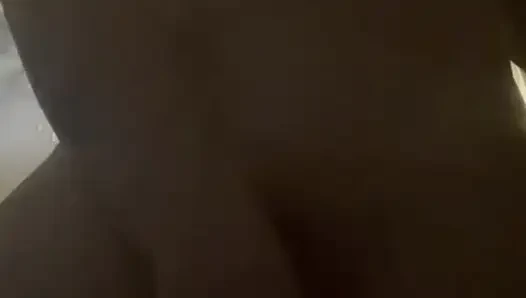 Ya ampun! Aku benar-benar butuh kontol.